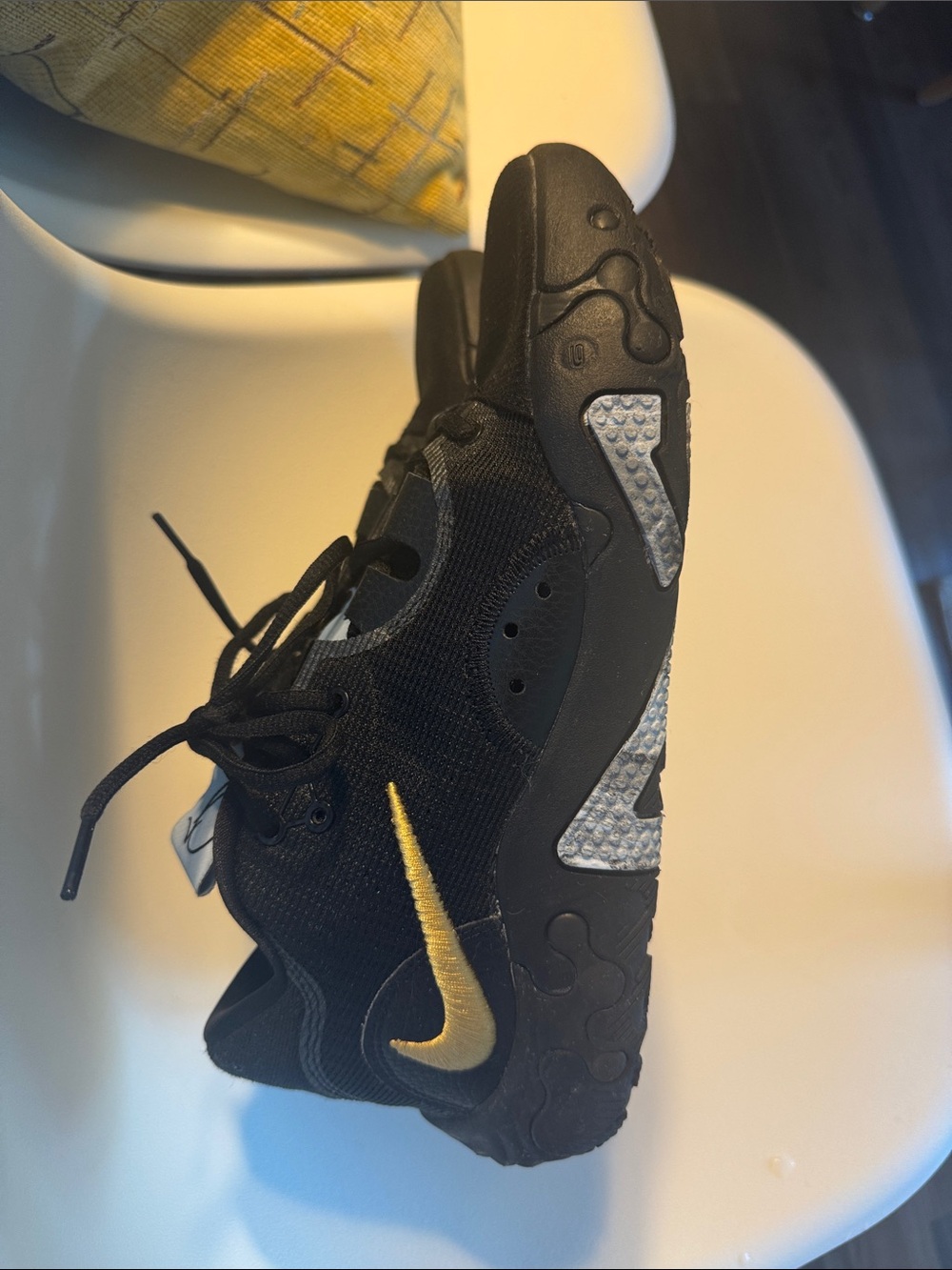 Nike Mens Black and Gold Athletic Sneakers